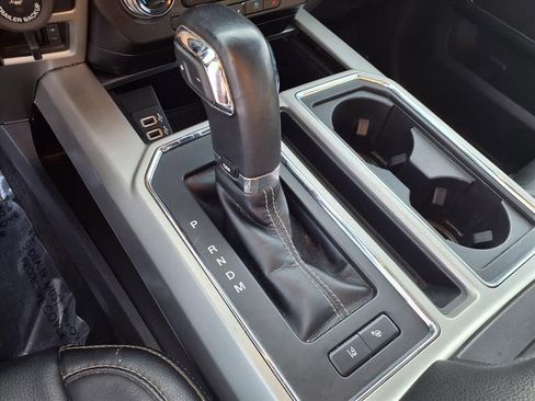 Used 2020 Ford F150 Lariat w/ Equipment Group 502A Luxury image 19