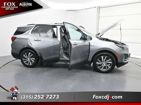 Used 2024 Chevrolet Equinox Premier AWD/4WD image 42