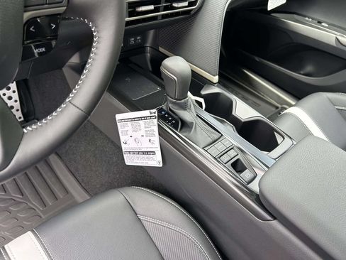 New 2026 Toyota Camry SE FWD image 18