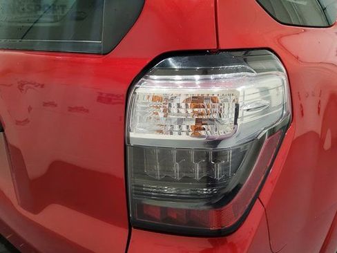 Used 2022 Toyota 4Runner TRD Off-Road Premium image 9