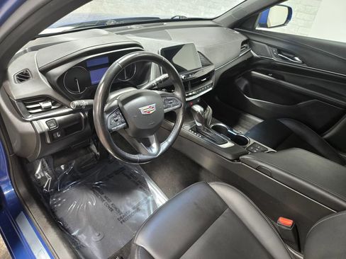 Used 2020 Cadillac CT4 Luxury w/ Cold Weather Package RWD image 12
