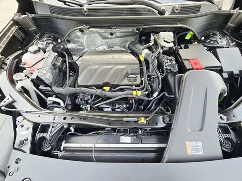 New 2026 Chevrolet Trax LT w/ Driver Confidence Package FWD image 14