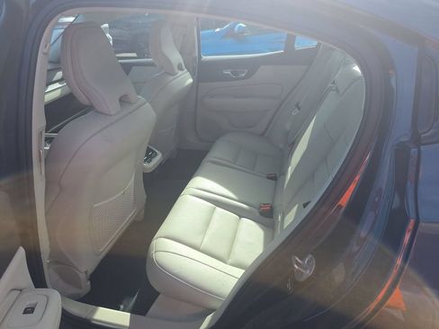 Used 2024 Volvo S60 B5 Ultimate w/ Climate Package AWD/4WD image 12