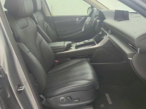 Used 2024 Genesis GV80 2.5T image 32