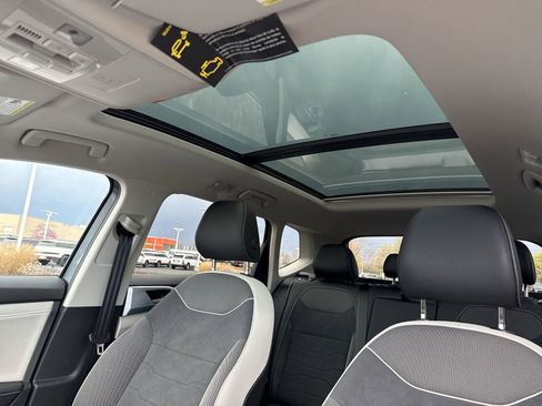 New 2026 Volkswagen Taos SE AWD/4WD image 22