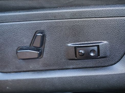 Used 2024 RAM 3500 Big Horn image 17