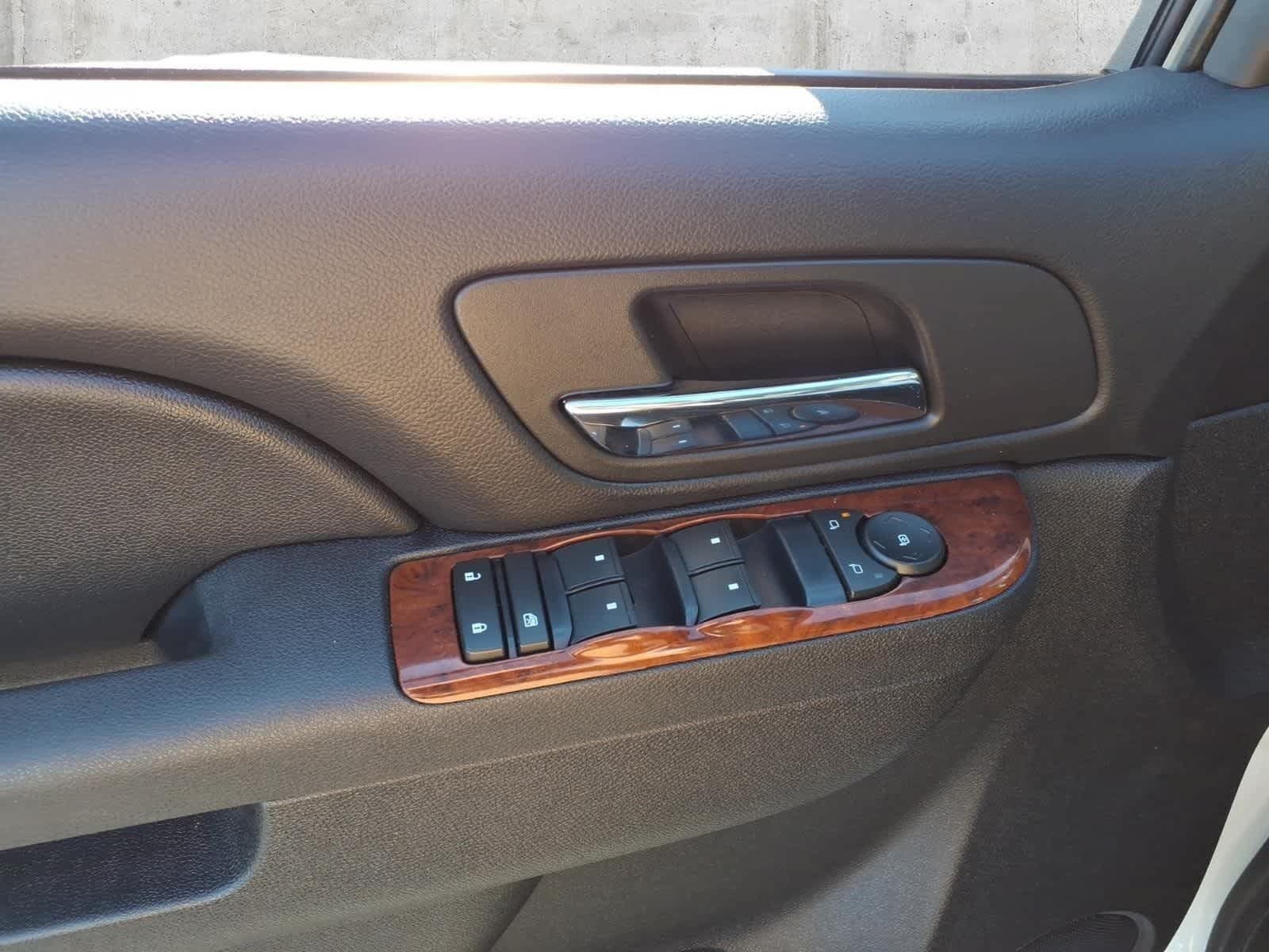 Used 2013 GMC Yukon SLE w/ Convenience Package RWD image 13