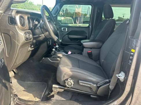 Used 2020 Jeep Wrangler Sport AWD/4WD image 14
