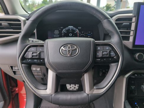 Used 2023 Toyota Sequoia SR5 w/ SR5 Premium Package AWD/4WD image 18