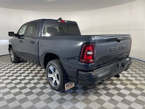 New 2026 RAM 1500 Express AWD/4WD image 11