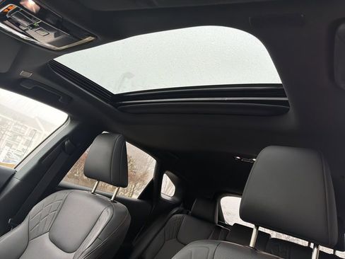 Certified 2025 Lexus RX 350 Premium w/ Accessory Package image 27