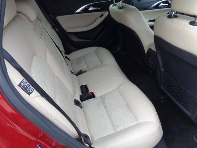 Used 2019 INFINITI QX30 FWD image 11