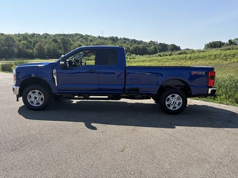 New 2026 Ford F350 XLT w/ 360-Degree Camera Package AWD/4WD image 2