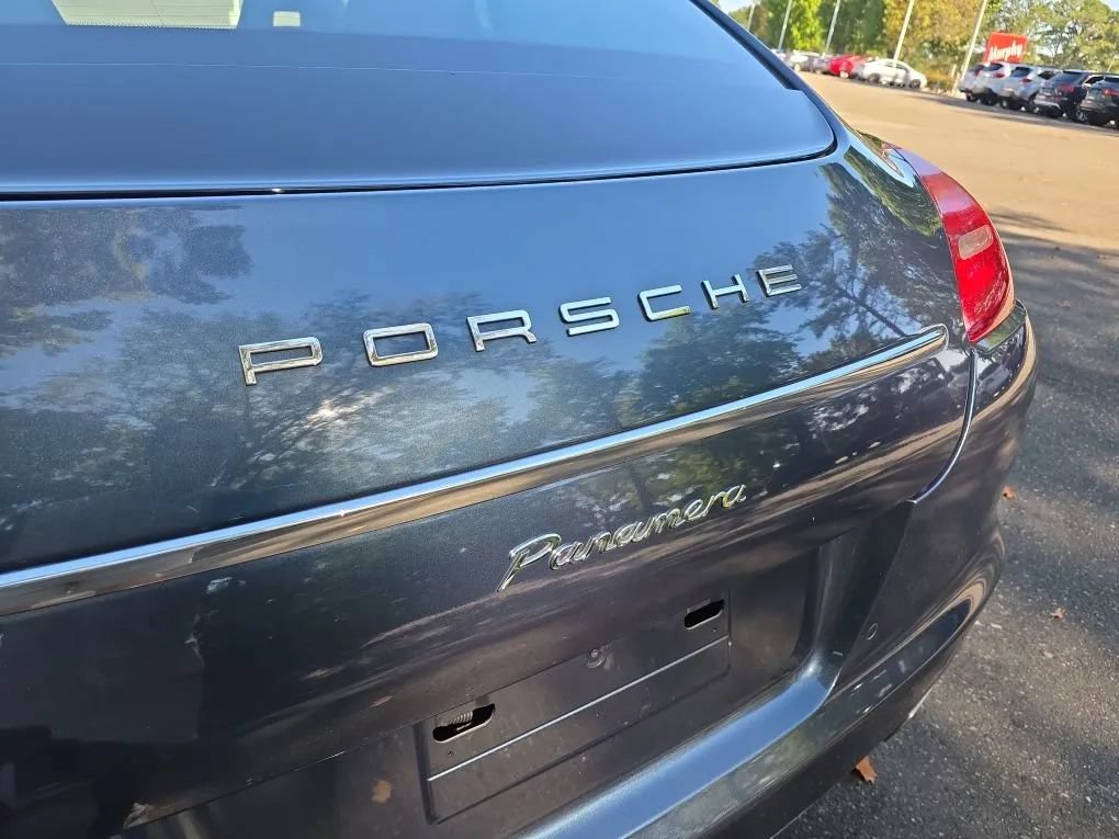 Used 2011 Porsche Panamera 4 AWD/4WD image 10