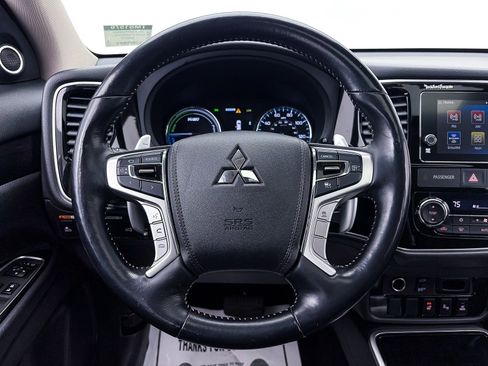 Used 2018 Mitsubishi Outlander GT image 24