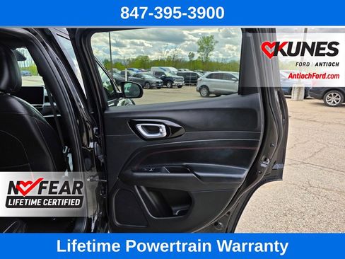 Used 2024 Jeep Compass Trailhawk AWD/4WD image 23