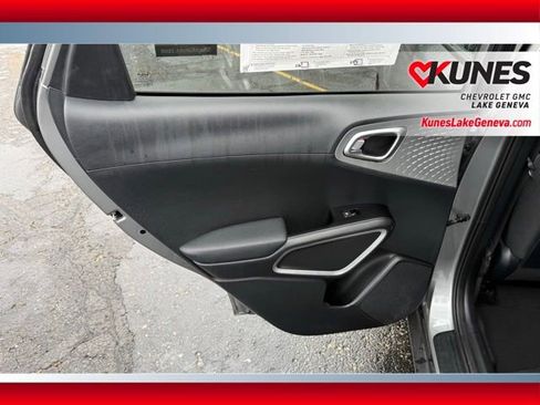 Used 2024 Kia Soul LX w/ Option Group 015 FWD image 15