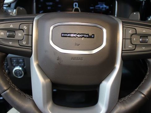 Used 2025 GMC Sierra 1500 Denali AWD/4WD image 23
