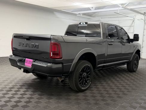 Used 2025 RAM 3500 Limited AWD/4WD image 8