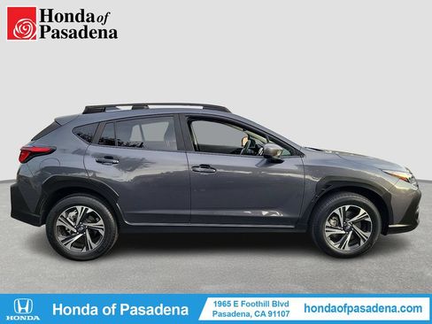 Used 2024 Subaru Crosstrek 2.0i Premium AWD/4WD image 4