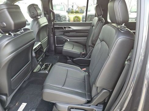New 2026 Jeep Grand Wagoneer 4WD image 17
