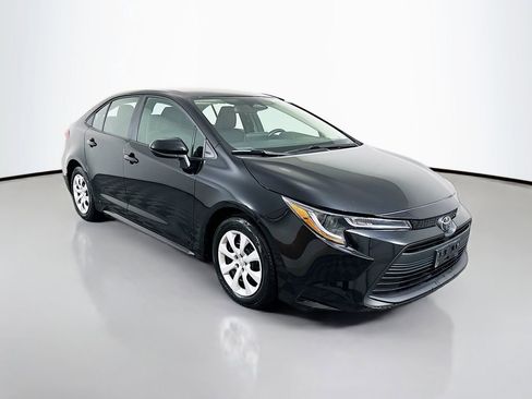 Certified 2024 Toyota Corolla LE FWD image 3
