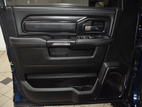 Used 2024 RAM 5500 4x4 Crew Cab image 44