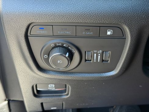 Used 2022 Jeep Grand Cherokee Limited 4xe AWD/4WD image 37