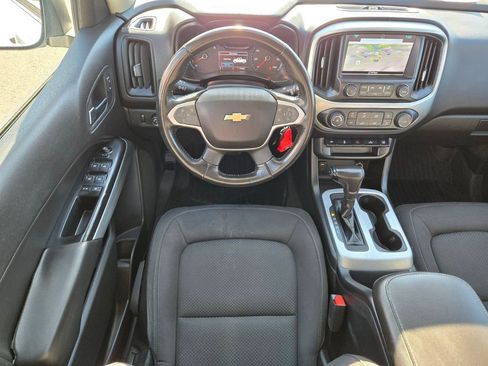 Used 2017 Chevrolet Colorado LT w/ LT Convenience Package image 14