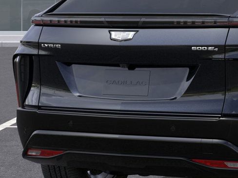 New 2025 Cadillac Lyriq Sport image 14