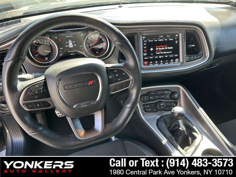 Used 2022 Dodge Challenger R/T Scat Pack RWD image 11
