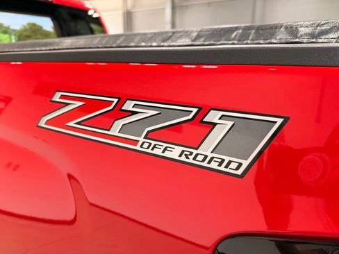 Used 2017 Chevrolet Silverado 1500 LT w/ All Star Edition AWD/4WD image 11
