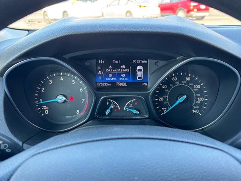 Used 2017 Ford Focus SE image 16