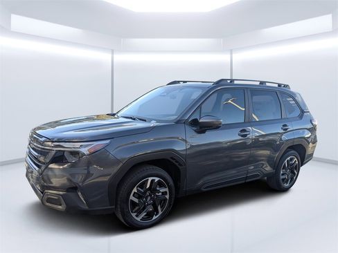 New 2025 Subaru Forester Limited image 7
