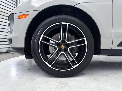 Used 2021 Porsche Macan AWD/4WD image 16