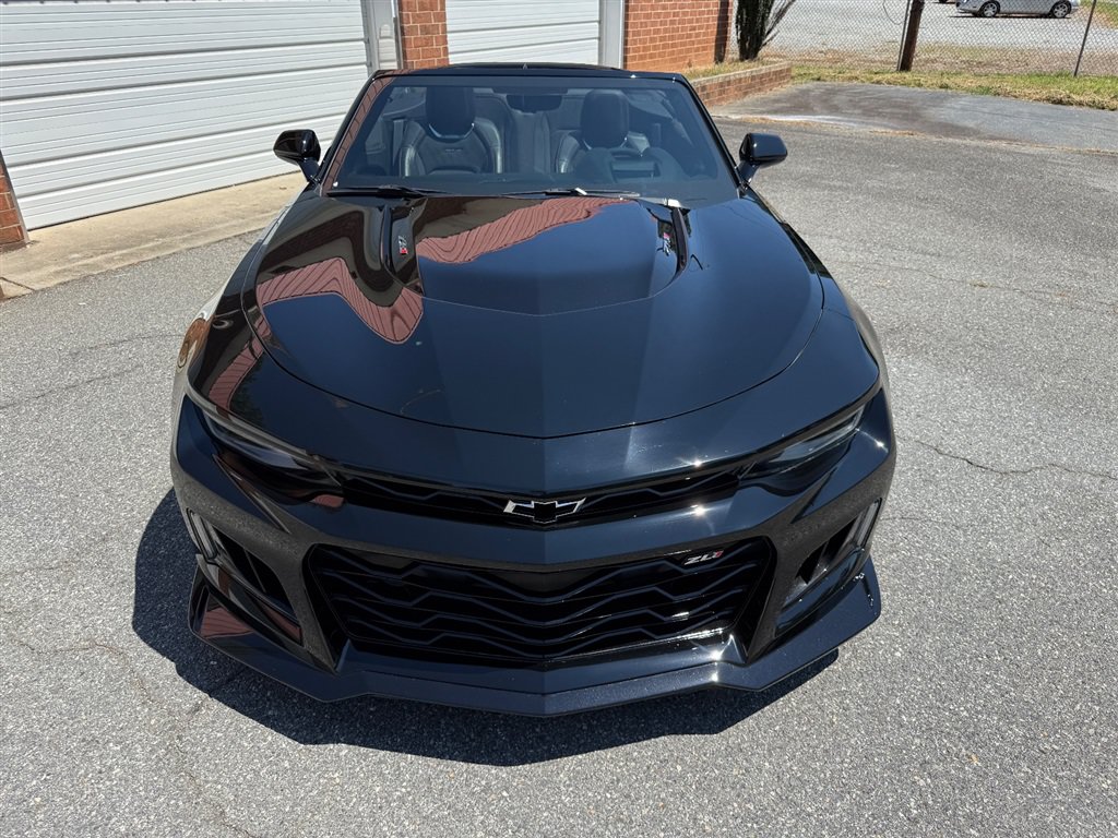 Used 2023 Chevrolet Camaro ZL1 RWD image 15
