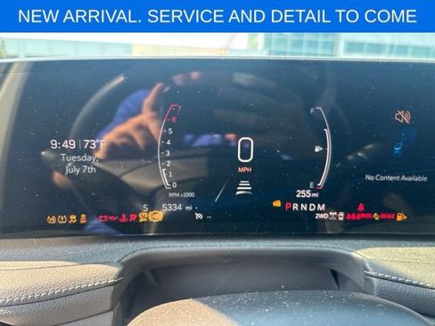 Used 2024 Cadillac XT4 Premium Luxury w/ Cold Weather Package AWD/4WD image 12