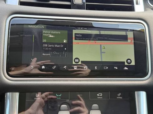 Used 2019 Land Rover Range Rover Sport HSE AWD/4WD image 15