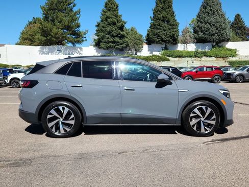 Certified 2023 Volkswagen ID.4 Pro image 2