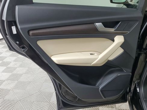 Certified 2023 Audi Q5 2.0T Premium w/ Convenience Package image 24