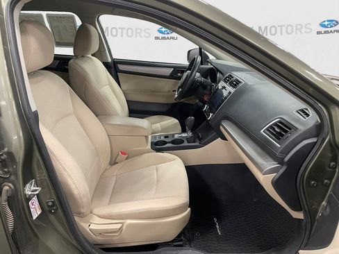 Used 2019 Subaru Outback 2.5i Premium AWD/4WD image 15