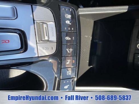 Used 2024 Hyundai Tucson Limited FWD image 11