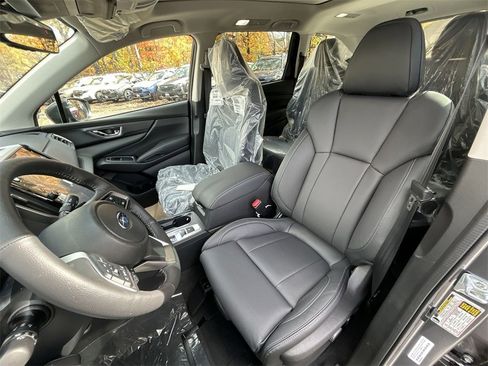 New 2025 Subaru Ascent Limited image 11