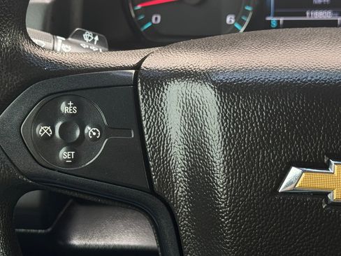 Used 2020 Chevrolet Tahoe 2WD image 31