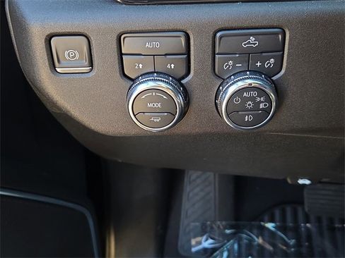 Certified 2024 GMC Sierra 1500 Elevation image 20