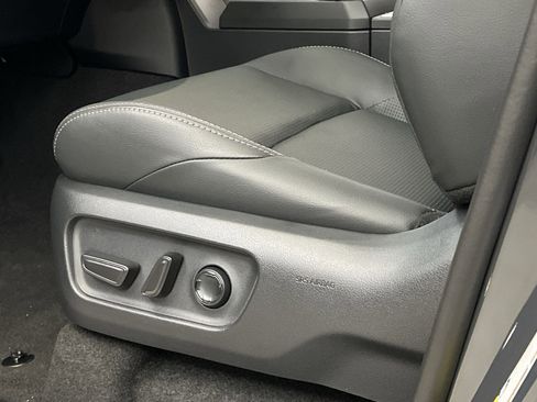 New 2025 Toyota 4Runner Limited image 8