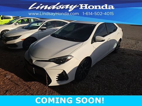 Used 2017 Toyota Corolla SE image 1