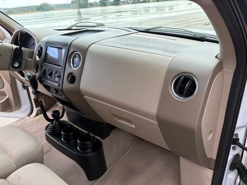 Used 2004 Ford F150 XLT AWD/4WD image 27