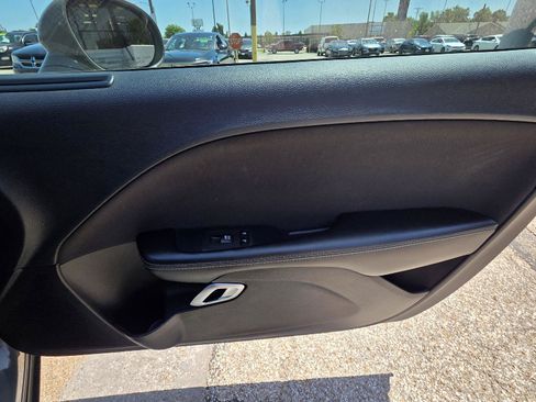 Used 2019 Dodge Challenger SXT w/ Blacktop Package RWD image 25