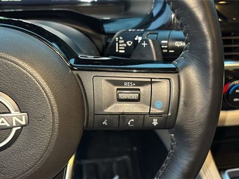 Used 2022 Nissan Pathfinder Platinum w/ Cargo Package image 16